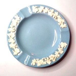 Vintage Wedgewood Jasperware Pale Blue Floral Round Ashtray Dish Glossy Finish.